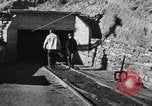 Immagine di Esplosione di una miniera Madrid New Mexico USA, 1932, secondo 38 filmato di repertorio 65675070964