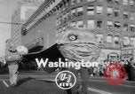 Immagine di Santa Claus Parade Seattle Washington USA, 1952, secondo 1 filmato di repertorio 65675070969