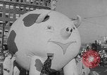 Immagine di Santa Claus Parade Seattle Washington USA, 1952, secondo 19 filmato di repertorio 65675070969