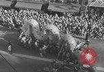 Immagine di Santa Claus Parade Seattle Washington USA, 1952, secondo 25 filmato di repertorio 65675070969
