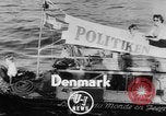 Standbild amphibischen Jeep Dänemark, 1951, aus Sekunde 3 historischem Filmmaterial Videoclip 65675070973