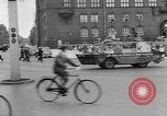 Standbild amphibischen Jeep Dänemark, 1951, aus Sekunde 40 historischem Filmmaterial Videoclip 65675070973