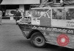 Standbild amphibischen Jeep Dänemark, 1951, aus Sekunde 44 historischem Filmmaterial Videoclip 65675070973