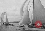 Immagine di Yachts Canale in inglese, 1951, secondo 38 filmato di repertorio 65675070977
