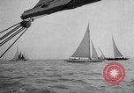Immagine di Yachts Canale in inglese, 1951, secondo 48 filmato di repertorio 65675070977