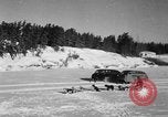 Standbild Motorschlitten Manitoba Kanada, 1949, aus Sekunde 21 historischem Filmmaterial Videoclip 65675070982