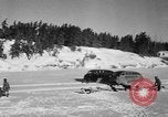 Standbild Motorschlitten Manitoba Kanada, 1949, aus Sekunde 22 historischem Filmmaterial Videoclip 65675070982