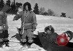 Standbild Motorschlitten Manitoba Kanada, 1949, aus Sekunde 25 historischem Filmmaterial Videoclip 65675070982