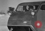 Standbild Motorschlitten Manitoba Kanada, 1949, aus Sekunde 50 historischem Filmmaterial Videoclip 65675070982