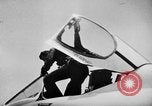 Standbild ersten Testflug der Douglas F5D Skylancer Flugzeuge California USA, 1956, aus Sekunde 12 historischem Filmmaterial Videoclip 65675070984