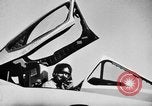 Standbild ersten Testflug der Douglas F5D Skylancer Flugzeuge California USA, 1956, aus Sekunde 33 historischem Filmmaterial Videoclip 65675070984