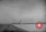 Standbild ersten Testflug der Douglas F5D Skylancer Flugzeuge California USA, 1956, aus Sekunde 49 historischem Filmmaterial Videoclip 65675070984