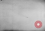 Standbild ersten Testflug der Douglas F5D Skylancer Flugzeuge California USA, 1956, aus Sekunde 59 historischem Filmmaterial Videoclip 65675070984