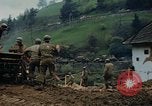 Image Convoi de chars américains Allemagne, 1945, de la seconde 25 séquences d'archives historiques vidéo 65675070986
