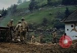 Image Convoi de chars américains Allemagne, 1945, de la seconde 27 séquences d'archives historiques vidéo 65675070986