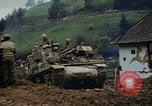 Image Convoi de chars américains Allemagne, 1945, de la seconde 31 séquences d'archives historiques vidéo 65675070986