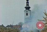 Standbild Gramastetten Österreich Kirche Markt Bereich in Brand Gramastetten Österreich, 1945, aus Sekunde 38 historischem Filmmaterial Videoclip 65675070987