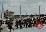 Image Des prisonniers allemands Autriche, 1945, de la seconde 15 séquences d'archives historiques vidéo 65675070990