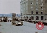 Image Remis les troupes allemandes Linz en Autriche, 1945, de la seconde 34 séquences d'archives historiques vidéo 65675070992