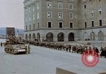 Image Remis les troupes allemandes Linz en Autriche, 1945, de la seconde 40 séquences d'archives historiques vidéo 65675070992