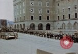 Image Remis les troupes allemandes Linz en Autriche, 1945, de la seconde 45 séquences d'archives historiques vidéo 65675070992
