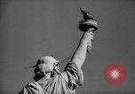 Standbild Plan zur Sprengung amerikanischer Wahrzeichen aufgedeckt United States USA, 1965, aus Sekunde 35 historischem Filmmaterial Videoclip 65675070998