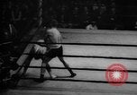 Standbild goldene Handschuhe New York United States USA, 1965, aus Sekunde 12 historischem Filmmaterial Videoclip 65675071000