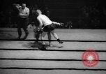 Standbild goldene Handschuhe New York United States USA, 1965, aus Sekunde 14 historischem Filmmaterial Videoclip 65675071000