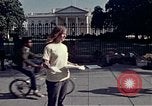 Standbild Anti-kriegs-Demonstration Washington DC USA, 1972, aus Sekunde 27 historischem Filmmaterial Videoclip 65675071005