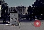 Standbild Anti-kriegs-Demonstration Washington DC USA, 1972, aus Sekunde 41 historischem Filmmaterial Videoclip 65675071005