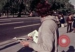 Standbild Weiße Haus Demonstrationen Washington DC USA, 1972, aus Sekunde 28 historischem Filmmaterial Videoclip 65675071006