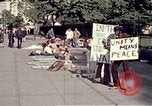Standbild Weiße Haus Demonstrationen Washington DC USA, 1972, aus Sekunde 37 historischem Filmmaterial Videoclip 65675071006