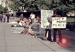 Standbild Weiße Haus Demonstrationen Washington DC USA, 1972, aus Sekunde 39 historischem Filmmaterial Videoclip 65675071006