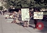Standbild Weiße Haus Demonstrationen Washington DC USA, 1972, aus Sekunde 43 historischem Filmmaterial Videoclip 65675071006
