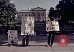 Standbild Weiße Haus Demonstrationen Washington DC USA, 1972, aus Sekunde 51 historischem Filmmaterial Videoclip 65675071006