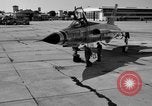 Standbild F-105D United States USA, 1961, aus Sekunde 22 historischem Filmmaterial Videoclip 65675071007