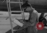 Standbild F-105D United States USA, 1961, aus Sekunde 32 historischem Filmmaterial Videoclip 65675071007