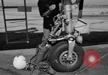 Standbild F-105D United States USA, 1961, aus Sekunde 53 historischem Filmmaterial Videoclip 65675071007