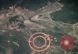 Standbild Luftangriffe Vietnam, 1967, aus Sekunde 15 historischem Filmmaterial Videoclip 65675071015