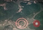 Standbild Luftangriffe Vietnam, 1967, aus Sekunde 16 historischem Filmmaterial Videoclip 65675071015