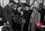 Image USS Shangri La CV-38 Portsmouth Virginia USA, 1944, de la seconde 11 séquences d'archives historiques vidéo 65675071024