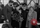 Image USS Shangri La CV-38 Portsmouth Virginia USA, 1944, de la seconde 15 séquences d'archives historiques vidéo 65675071024