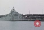 Standbild USS Shangri La Pazifik, 1945, aus Sekunde 6 historischem Filmmaterial Videoclip 65675071026