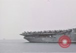Standbild USS Shangri La Pazifik, 1945, aus Sekunde 20 historischem Filmmaterial Videoclip 65675071026