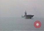 Standbild USS Shangri La Pazifik, 1945, aus Sekunde 59 historischem Filmmaterial Videoclip 65675071026