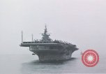 Immagine di USS Shangri La Oceano Pacifico, 1945, secondo 10 filmato di repertorio 65675071027