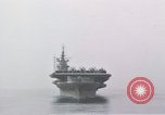 Immagine di USS Shangri La Oceano Pacifico, 1945, secondo 20 filmato di repertorio 65675071027