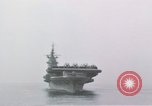 Immagine di USS Shangri La Oceano Pacifico, 1945, secondo 23 filmato di repertorio 65675071027