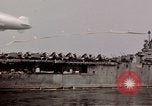 Immagine di USS Shangri La Oceano Pacifico, 1945, secondo 9 filmato di repertorio 65675071028