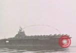 Immagine di USS Shangri La Oceano Pacifico, 1945, secondo 26 filmato di repertorio 65675071028